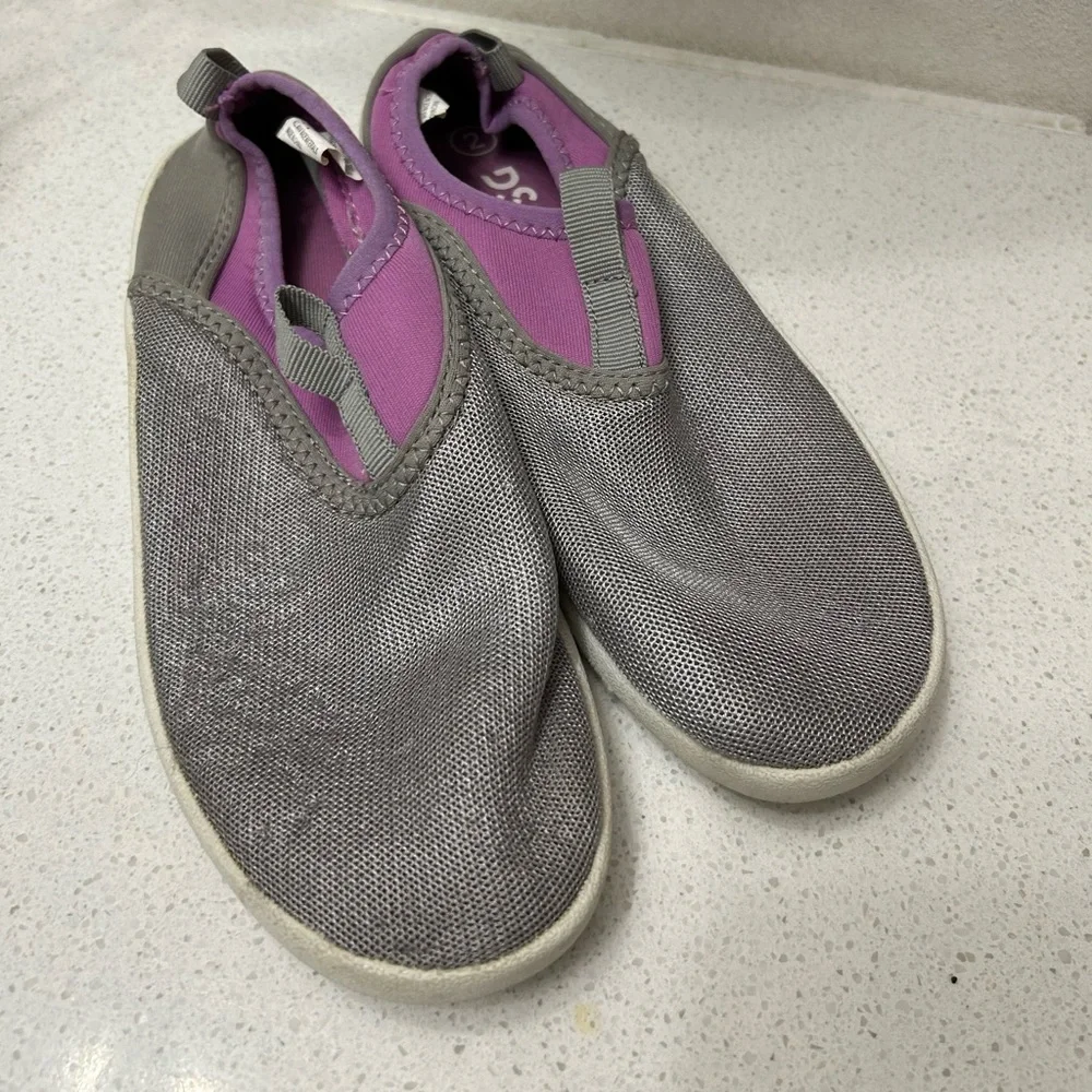Gray and Purple Beach Water Shoes Girls size 2